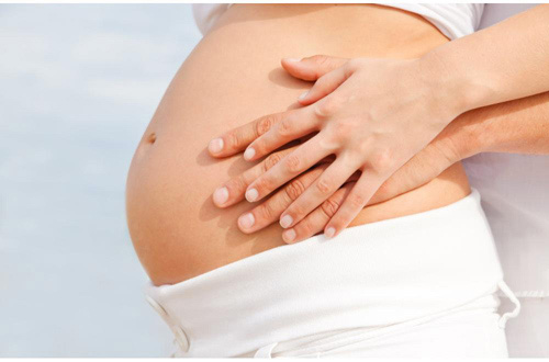 mọc nhiều lông ở bụng khi mang thai